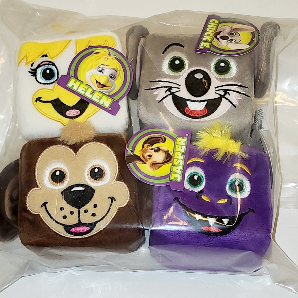 NEW 2023 Chuck E Cheese Square Stackable Cube Plush Complete Set Of 4 HTF Rare